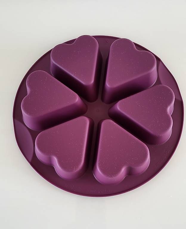 Tupperware Backformen: ?Silikonherzform? TUPPERWARE NEU – Neu und originalverpackt aus Therwil von cha_m68j 1