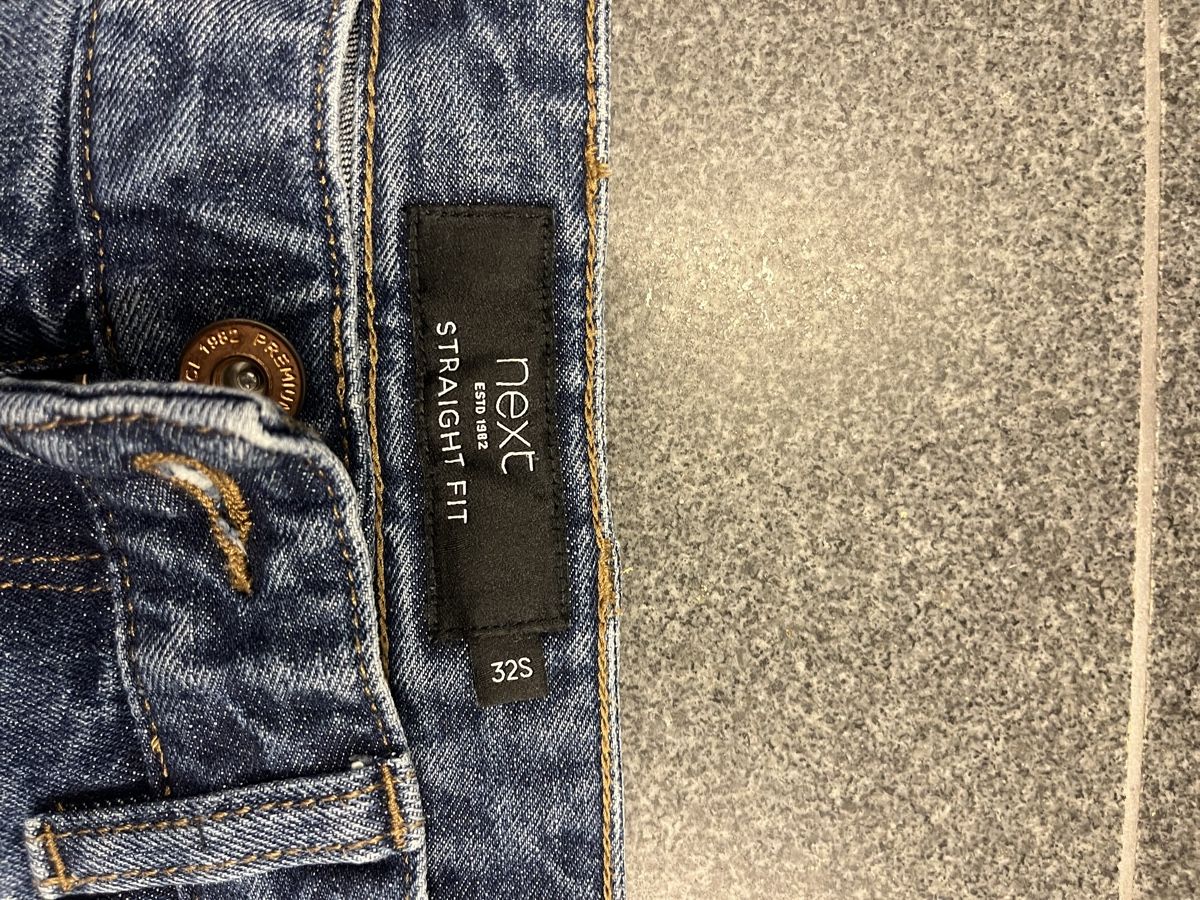 Next Jeans: NEXT Straight Fit Jeans (32S) – Neu (gemäss Beschreibung) aus Zollikon von gsch123 1
