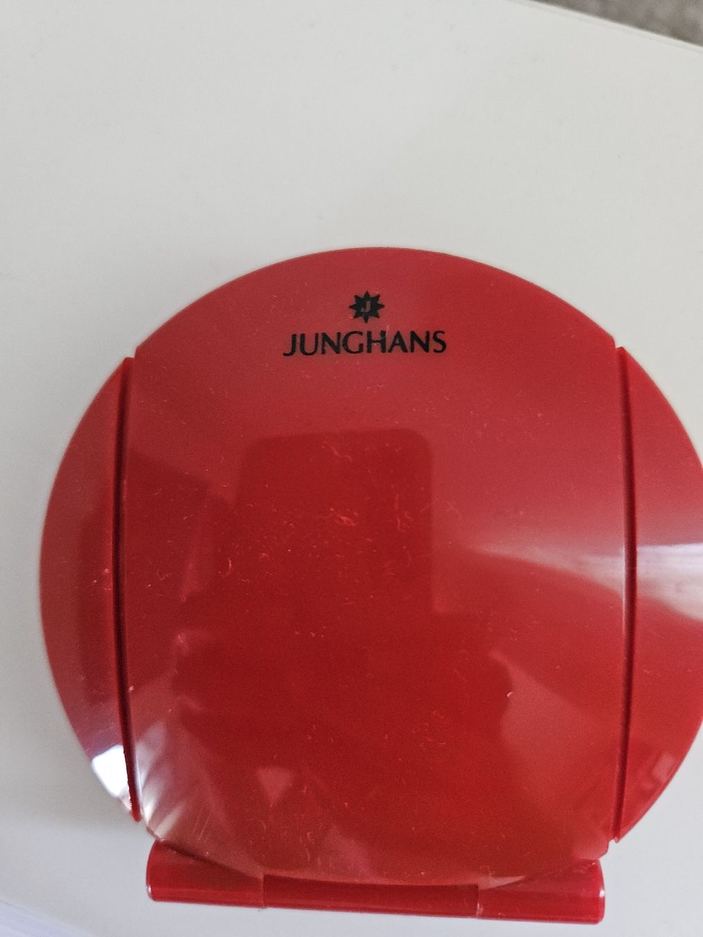 Junghans Wecker: Junghans Wecker, rot, Reiseformat Vintage – Defekt aus Wohlen AG von Colina 3