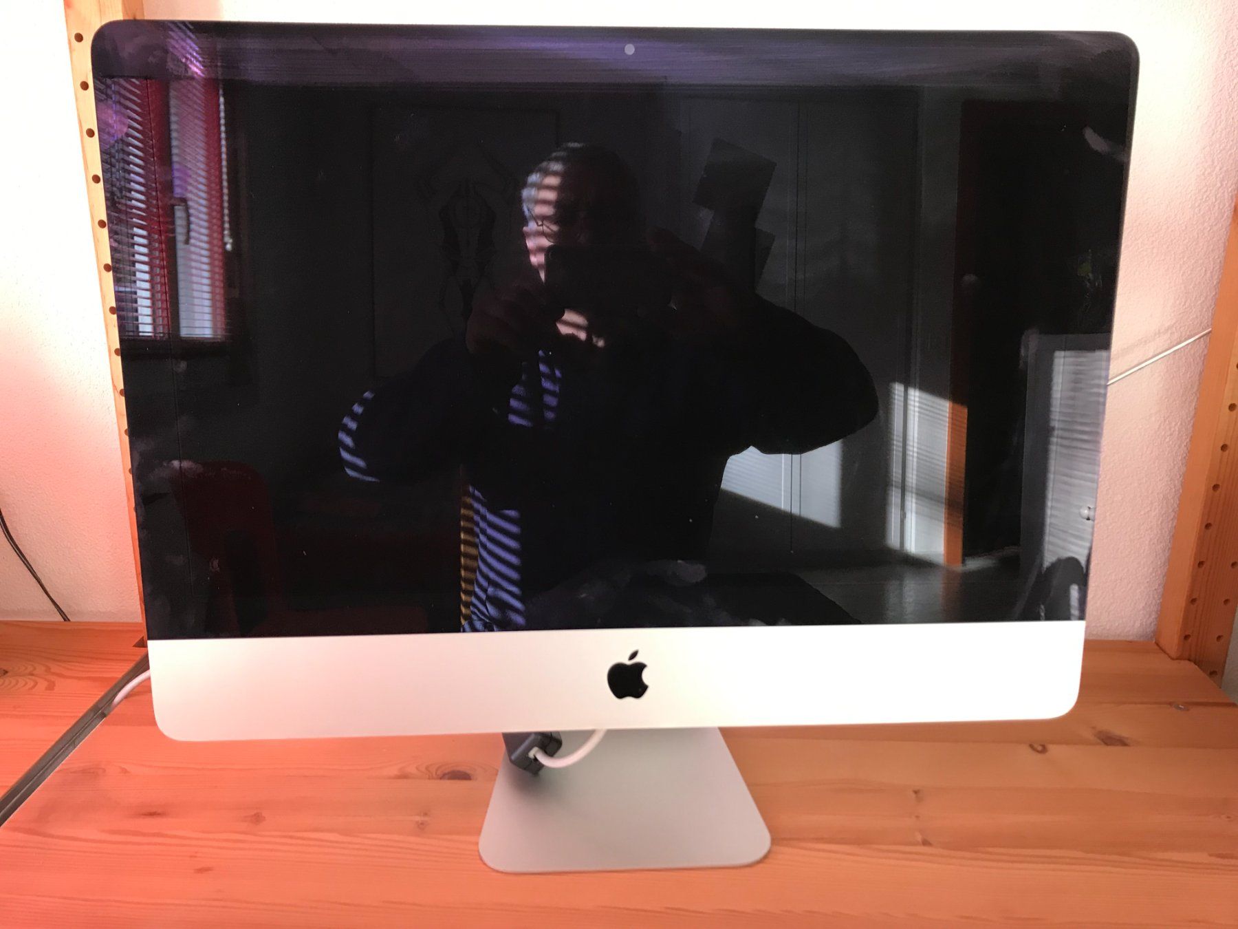 Apple PC: Apple Imac 21.5'' 2013  Intel Core i5 Ordinareur de bureau – Usato da Prez-vers-Noréaz venduto da bernard51