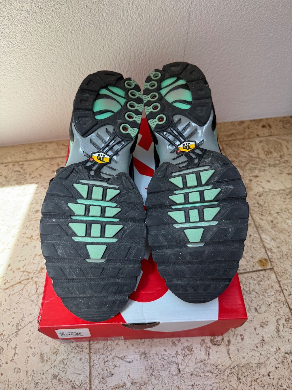 Nike Scarpe da uomo: Nike Air Max Plus "Spirograph" – Usato da Worb venduto da le_castor 6