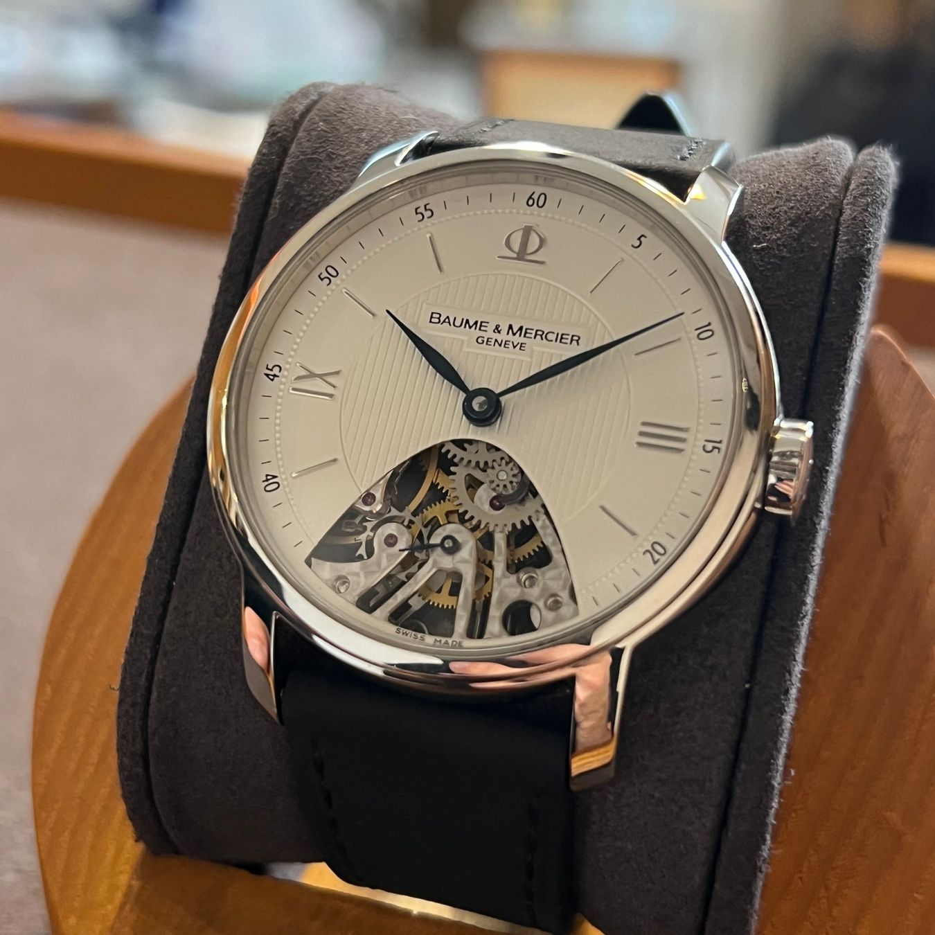 Baume & Mercier Montres: FLASH SALE Baume & Mercier Classima Executives Full Set MOA0 – D'occasion à Carouge GE par Watchaser 2