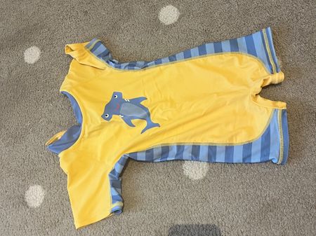 Badeanzug mit UV Schutz Gr. 74/80