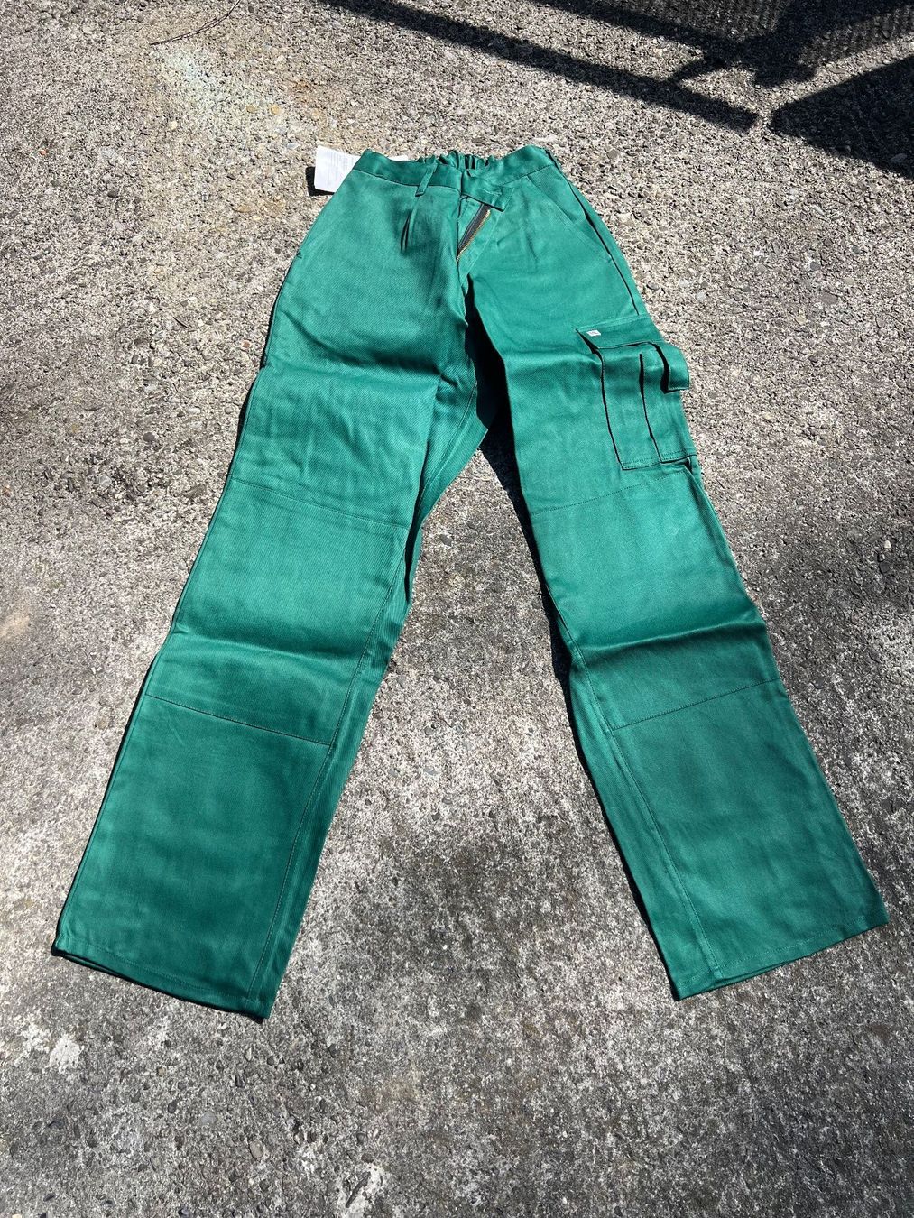 Pantaloni: Arbeitshose grün Gr. 48 Neu – Nuovo (secondo la descrizione) da Schübelbach venduto da Dolly990_2 1