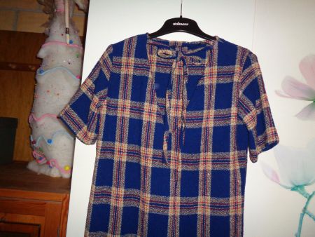 *** Schluppenkleid *** / Goldschimmer ab 1.00