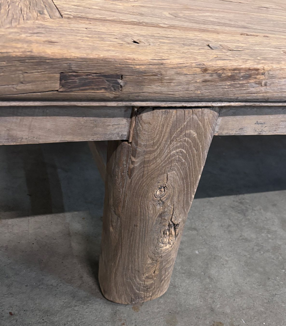 Tables: grosser, rustikaler Saltontisch – Neuf (Voir description) à Chur par elifornico 6