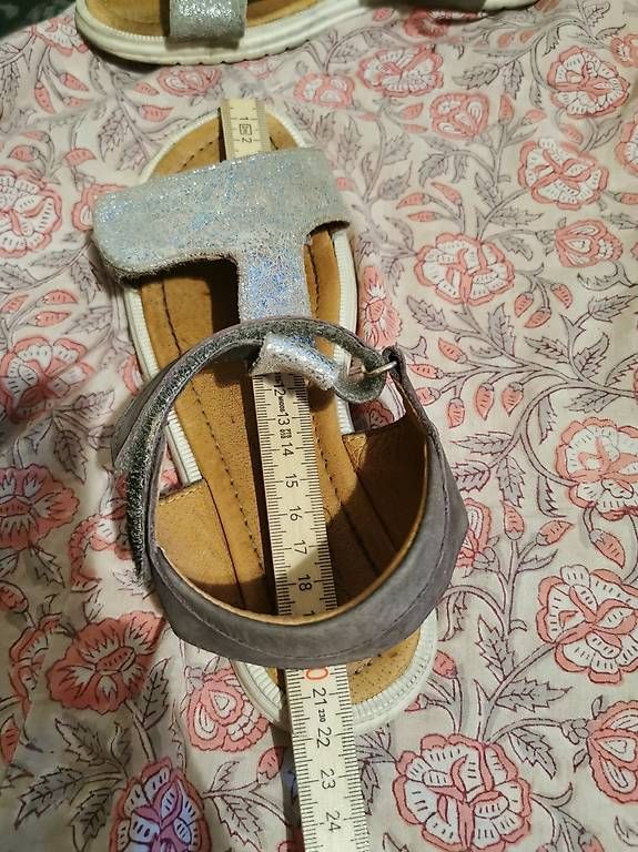 Bisgaard Scarpe per ragazze: Bisgaard Sandalen gr34 – Usato da Riehen venduto da LaurJer 2