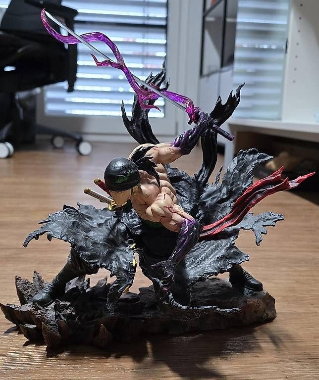 Statuette: IU Studios / One Piece / Roronoa Zoro (1/4) – Usato da Muttenz venduto da SpionRex 1