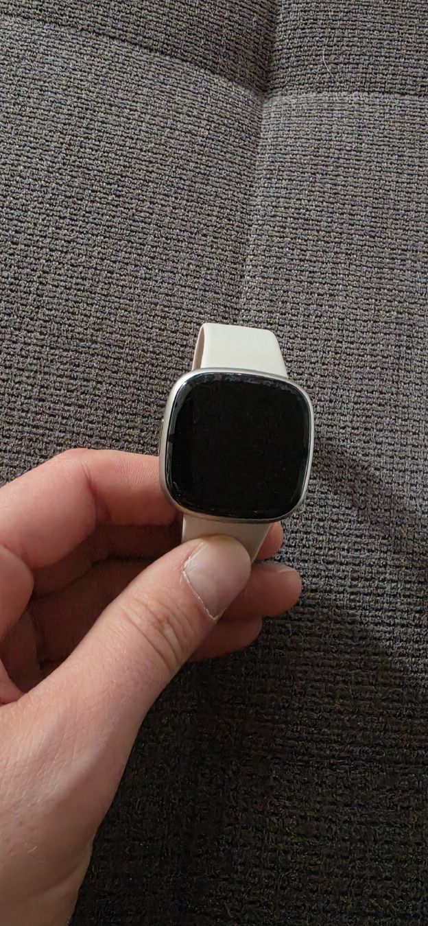 Fitbit Smartwatch: Fitbit Sense 2  – Gebraucht aus Wängi von chr_q92h 2