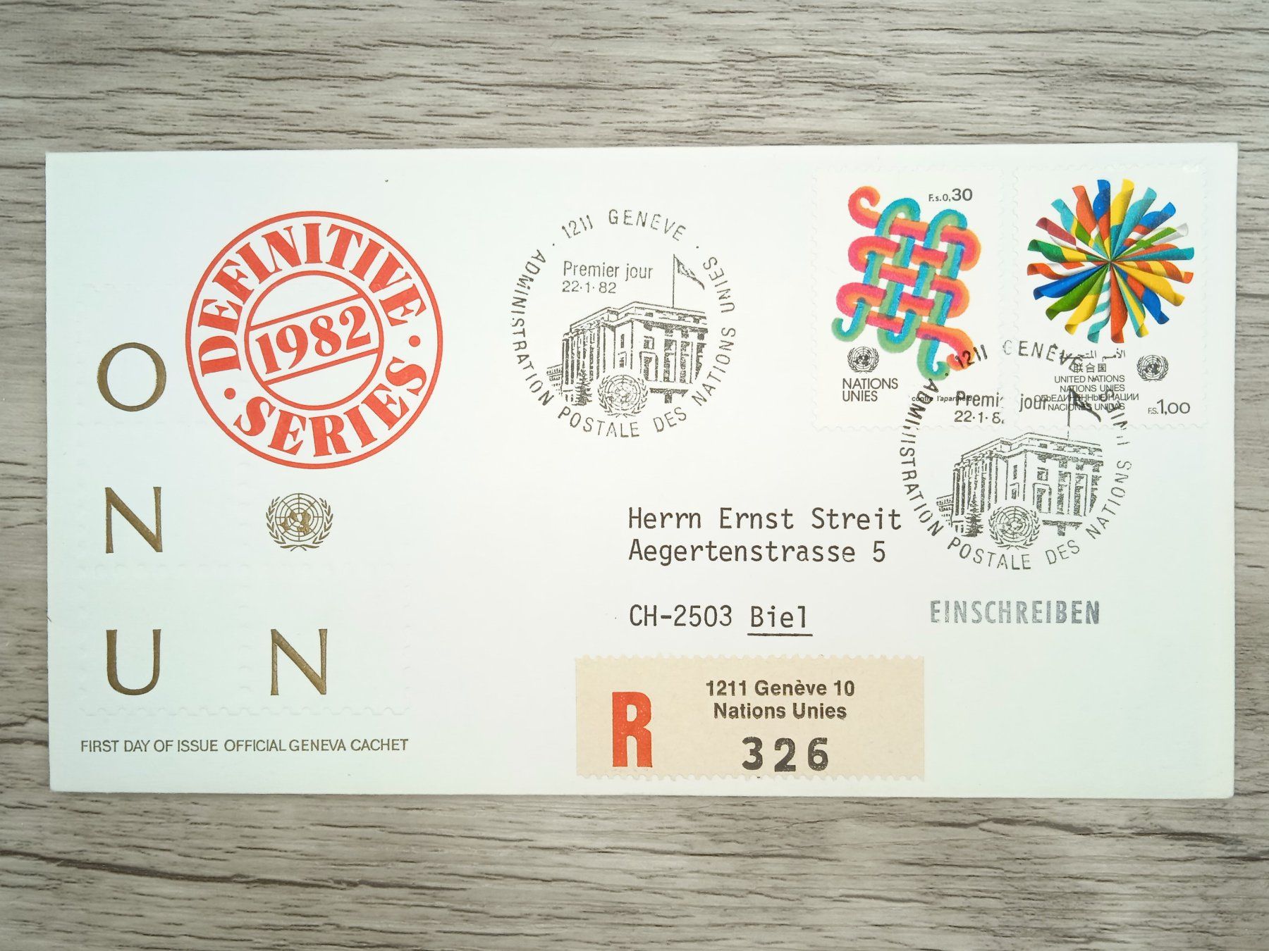Tous les timbres: TR70 Enveloppe + Timbre Suisse / UN 1982 – D'occasion à Cousset par Patrick_Collections