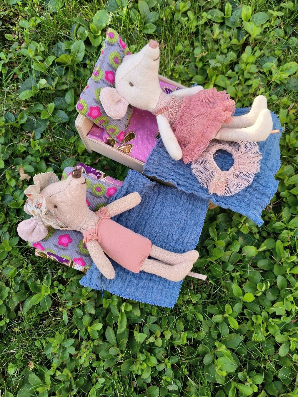 Maileg Spielzeuge: Maileg Mäuse Set mit Bett und Decken – Neu (gemäss Beschreibung) aus Einsiedeln von gomorrha1 2