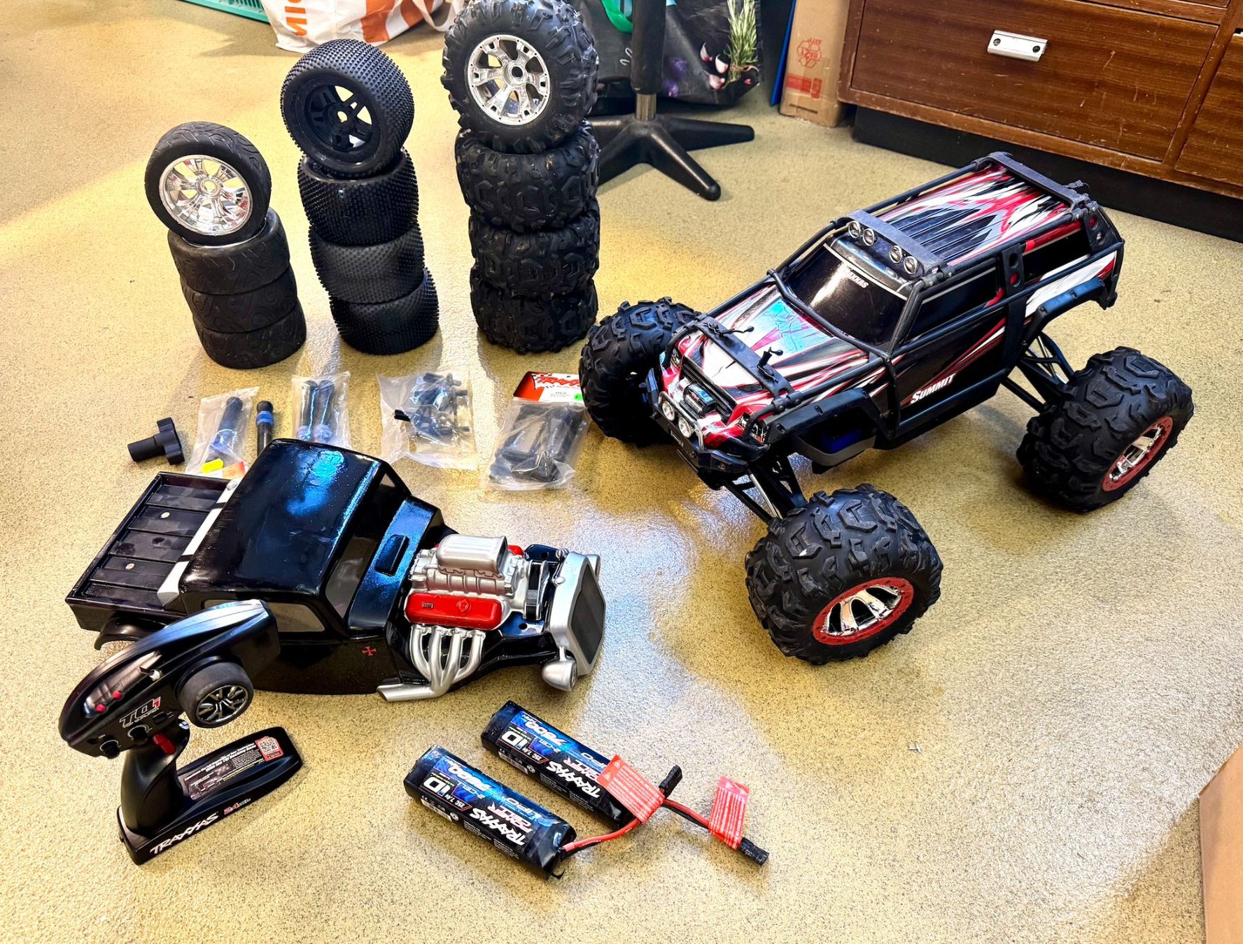 Traxxas Modellismo RC: Traxxas Summit 1/10 4x4 crawler rc + option – Usato da Lausanne venduto da Techobby