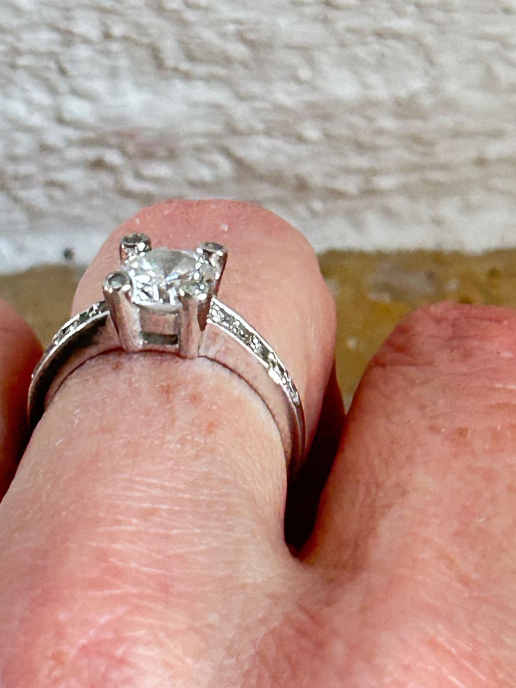Anelli: Eleganter Silberring mit Zirkonia, Grösse 57 – Usato da Basel venduto da bellespirit 1