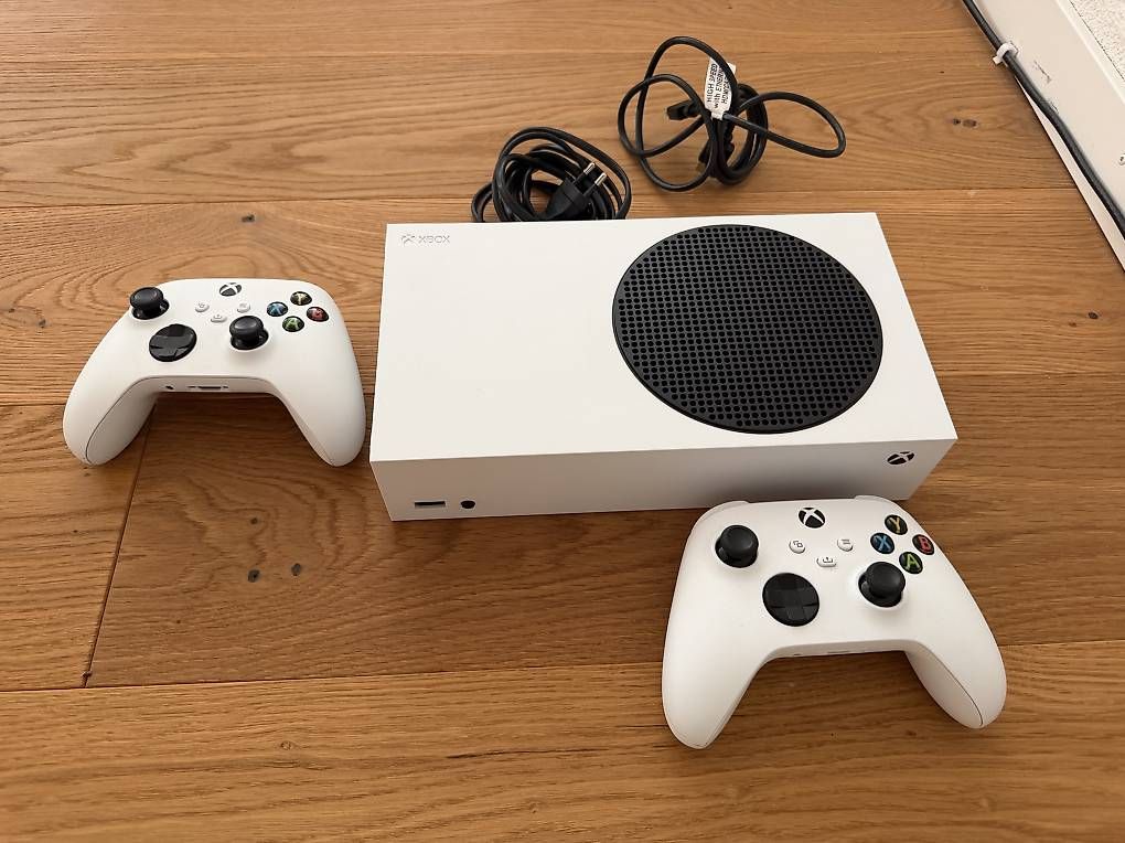 Microsoft Konsolen: Xbox Series S – Gebraucht aus Nussbaumen AG von Cikiri