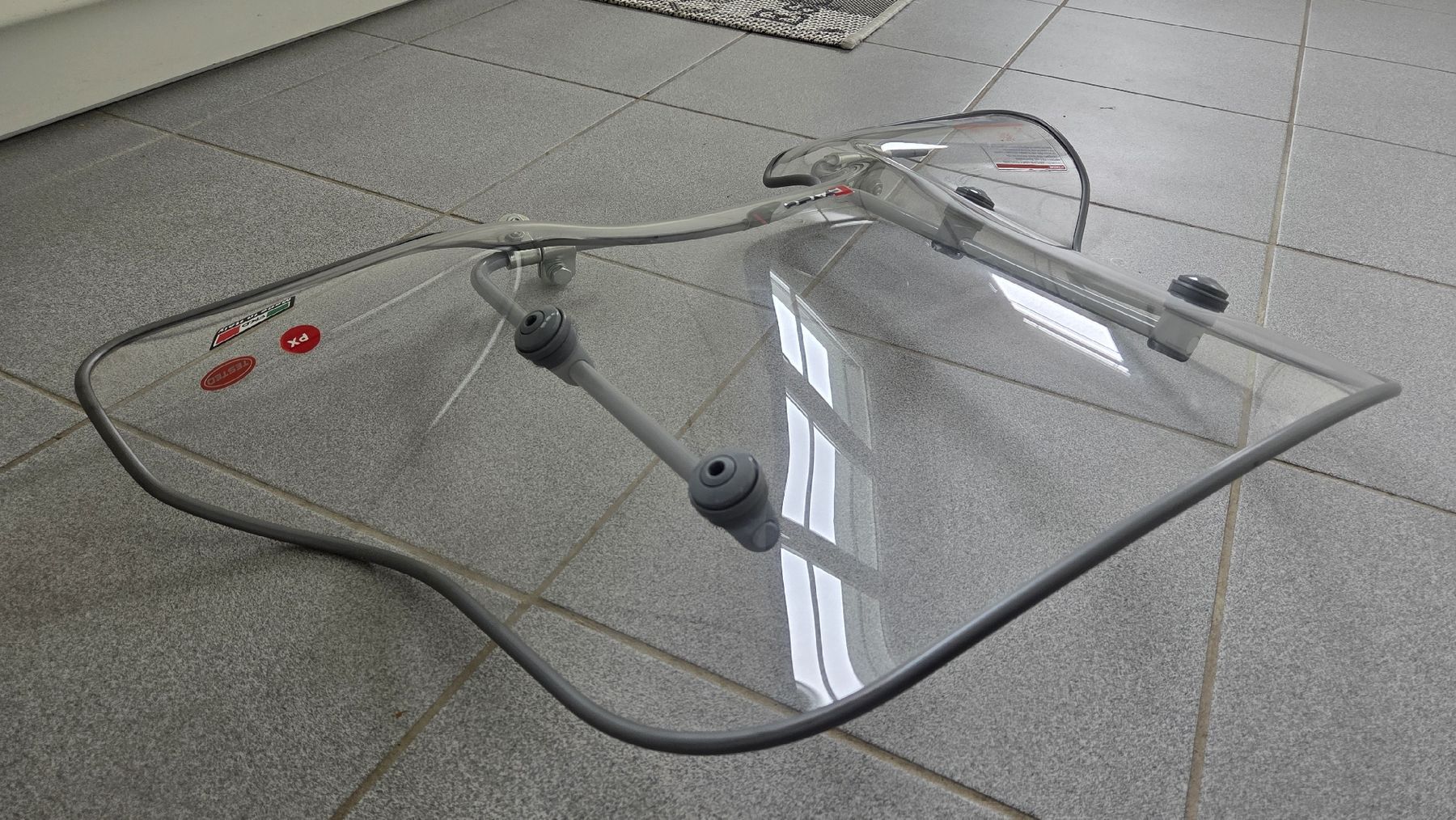 Vespa Tutti i ricambio per moto: Vespa PX Windschutzscheibe – Usato da St.Gallen venduto da Cipi15 6