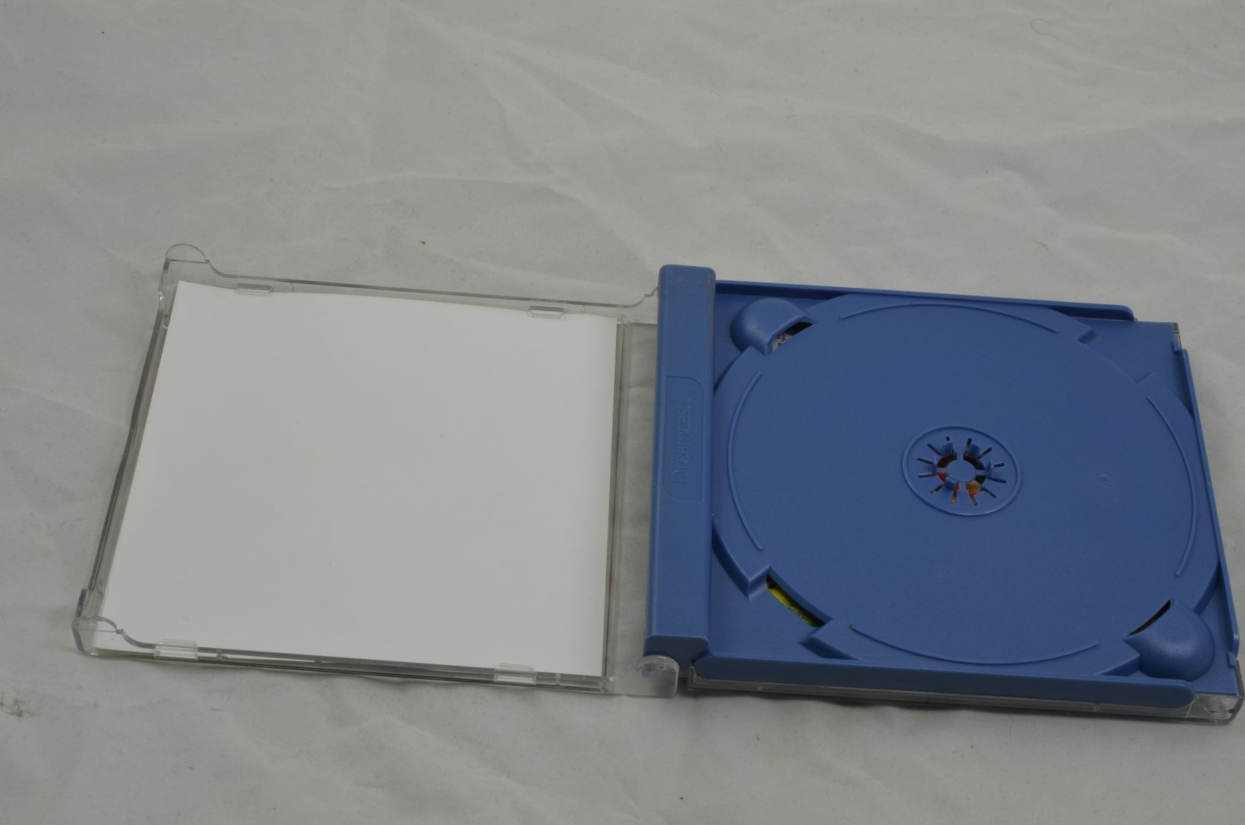 Giochi: Disney's Dinosaur Sega Dreamcast Spiel – Usato da Buchs AG venduto da SellAndBuyX 3