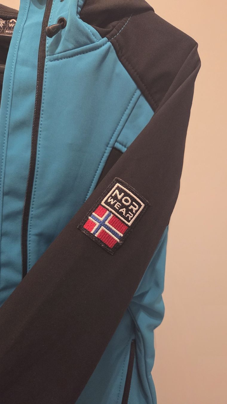 Jacken: Softshelljacke – Gebraucht aus Unterkulm von Manubasso 1