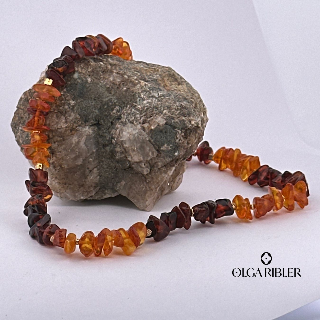 Olga Ribler Catenine: Bernstein Unikate Collier by Olga Ribler – Nuovo (secondo la descrizione) da Luzern venduto da Schmuckoutlet 1