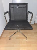 Vitra Eames Aluminium Chair E108