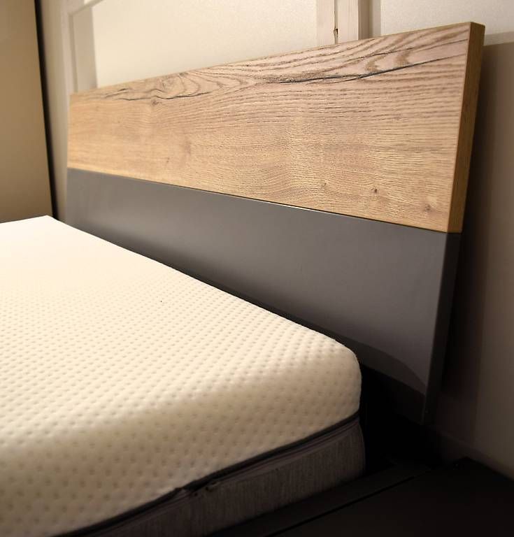 Letti: Home Studio Bett + Nachttisch ab Ausstellung – Usato da Urtenen-Schönbühl venduto da wohnstudio_haller 2