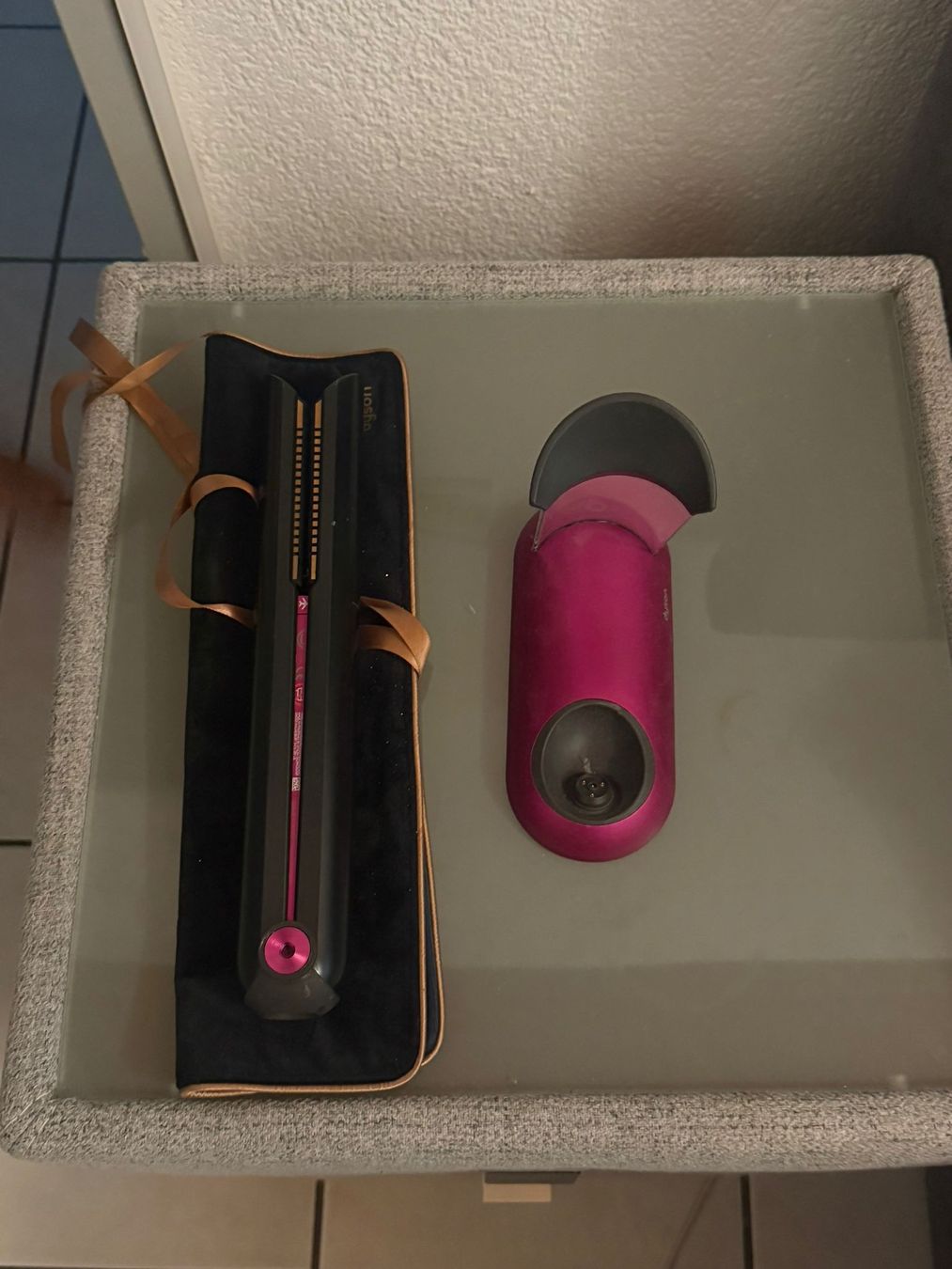 Dyson Lockenstäbe & Haarglätter: Dyson Corrale Haarglätter – Gebraucht aus Cadenazzo von NathanaelLara 1