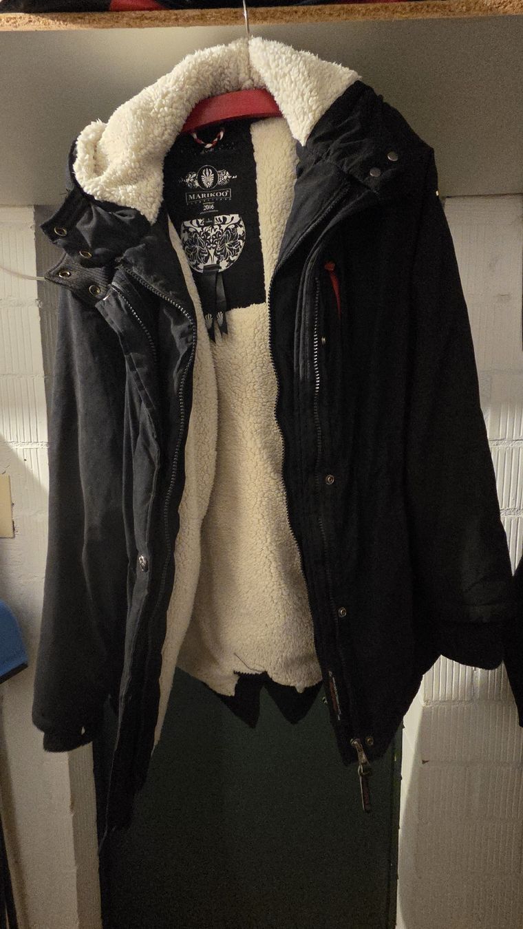 Vestes: Marikoo Winterparka Akira – D'occasion à Riggisberg par and_w5yl