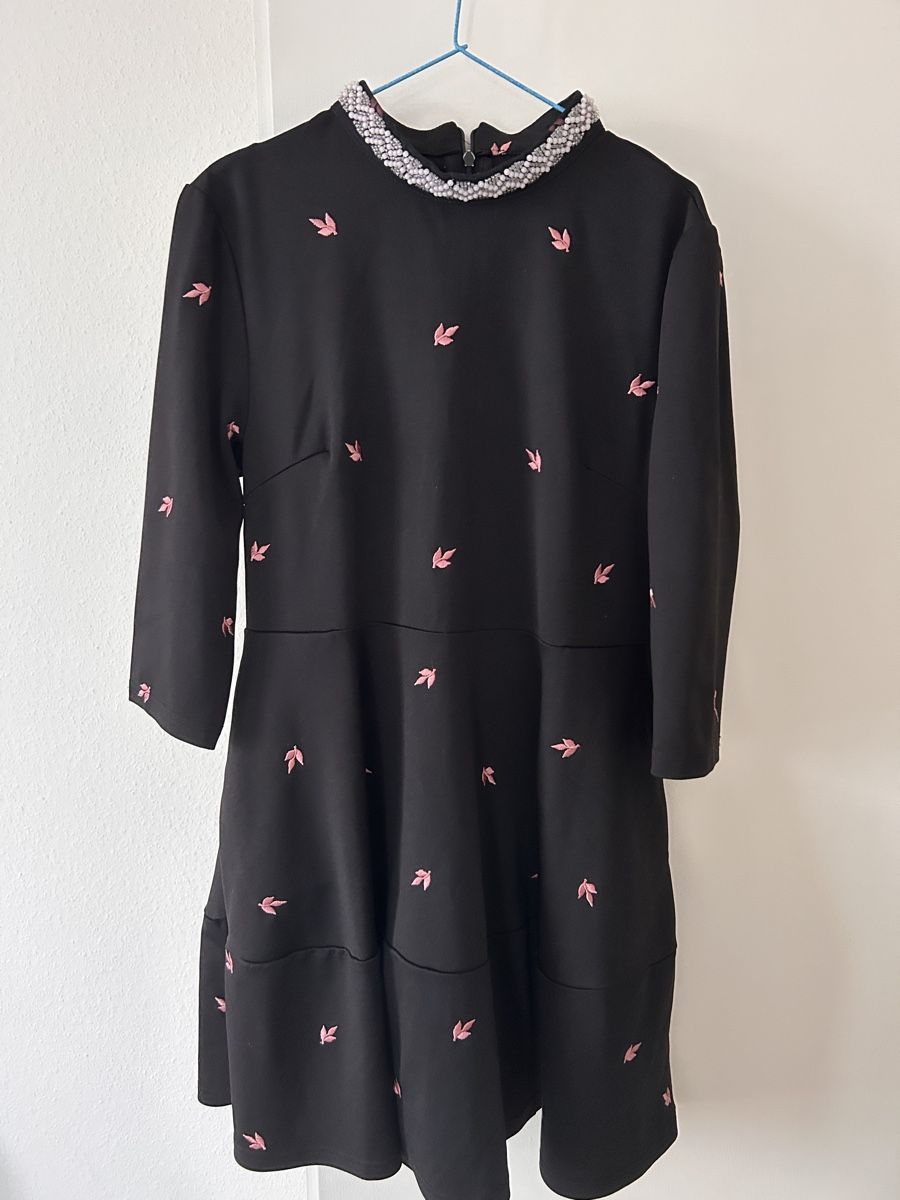 Vestiti: Elegant Black Dress with Leaf Pattern - Size Medium – Usato da Genève venduto da Noemie.wrmsi 1