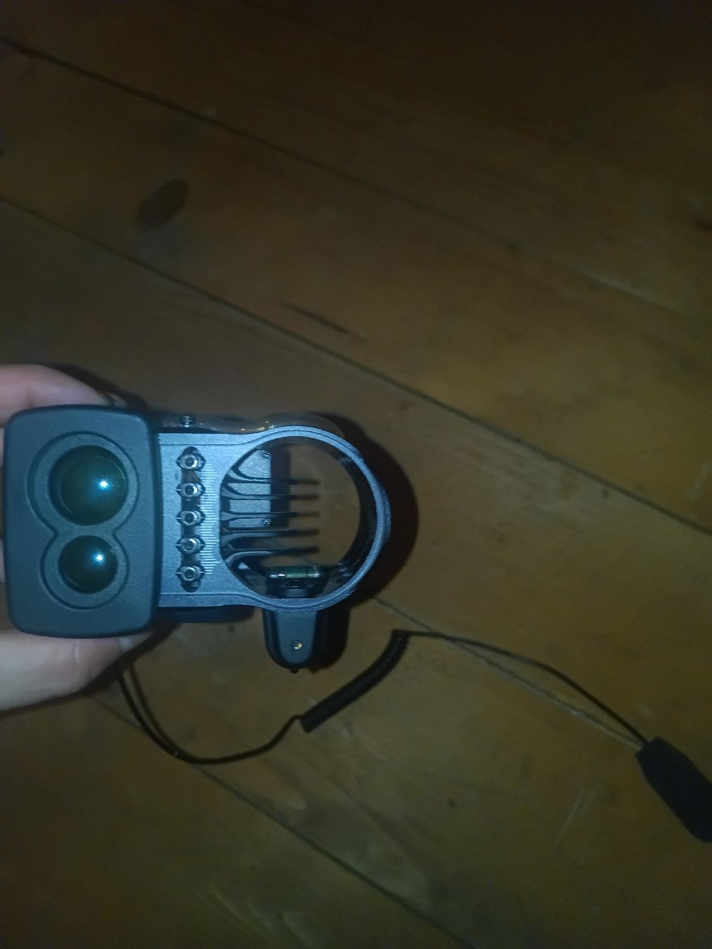 Tiro con l'arco: Compoundbogen Visier mit integrierter Range-Finder-Technolog – Usato da Sachseln venduto da oli_8r6w 4