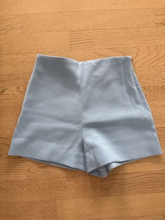 Zara Shorts, Hellblau, Gr. XS – Sommer Must-have!