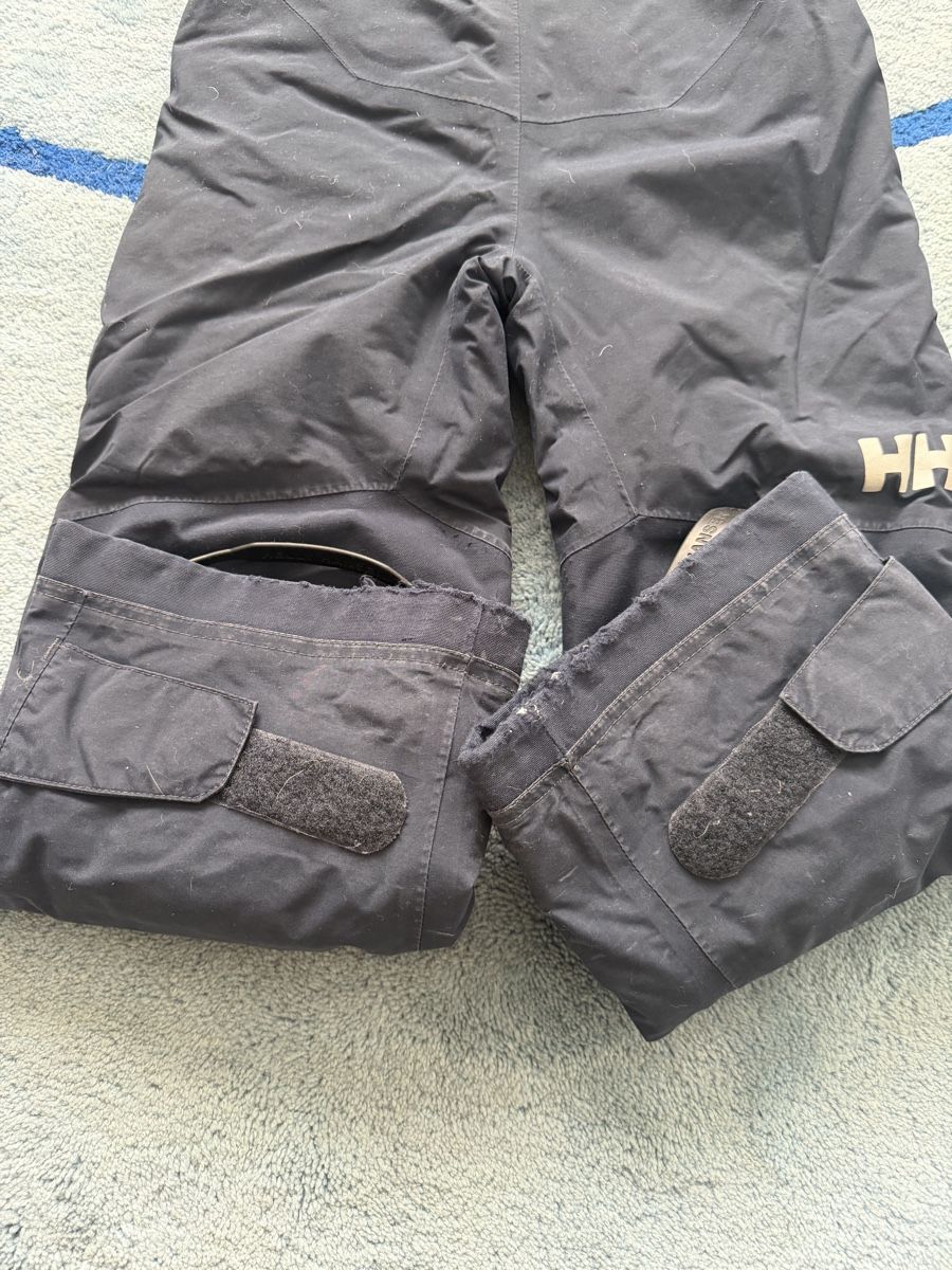 Roxy Kleiderpakete & -sets: Ensemble de ski Roxy+Helly Hansen fille, taille 6 ans – Gebraucht aus Vevey von dariodantonio 6