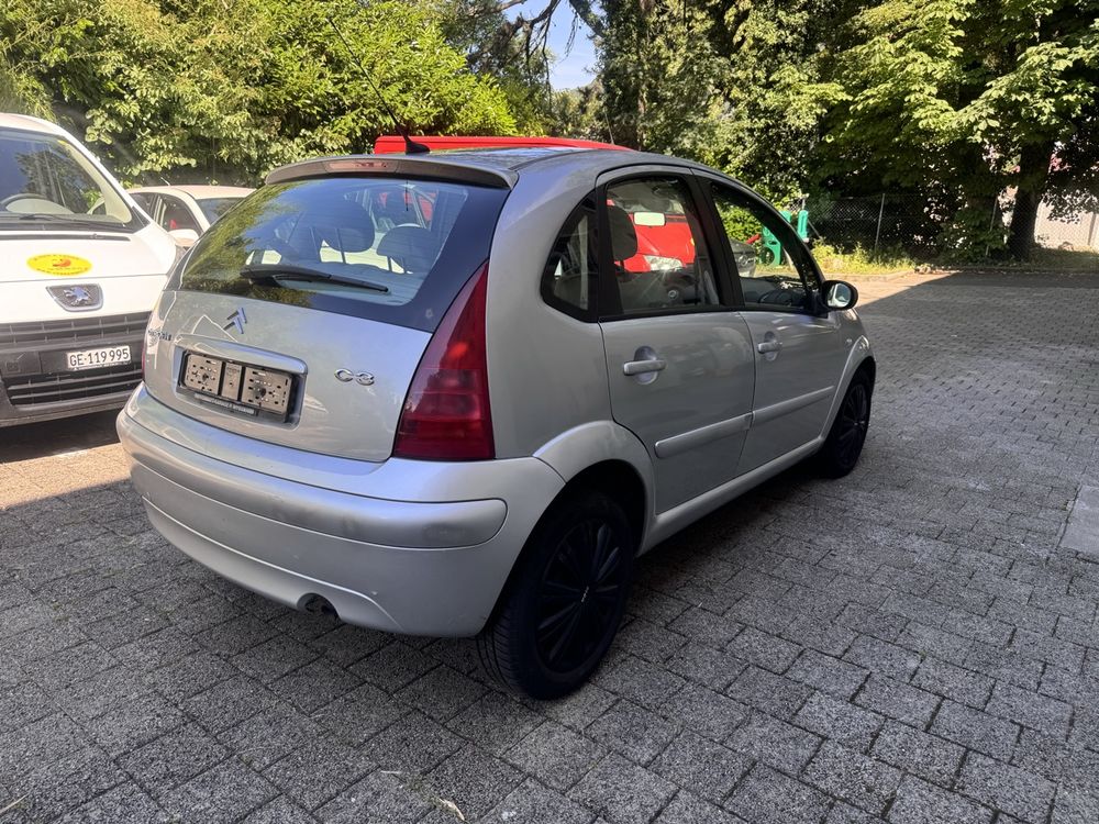 Citroën Automobili: Citroën C3 1.6 16V manuelle, essence – Usato da Veyrier venduto da Chessmann_Douane1255 3