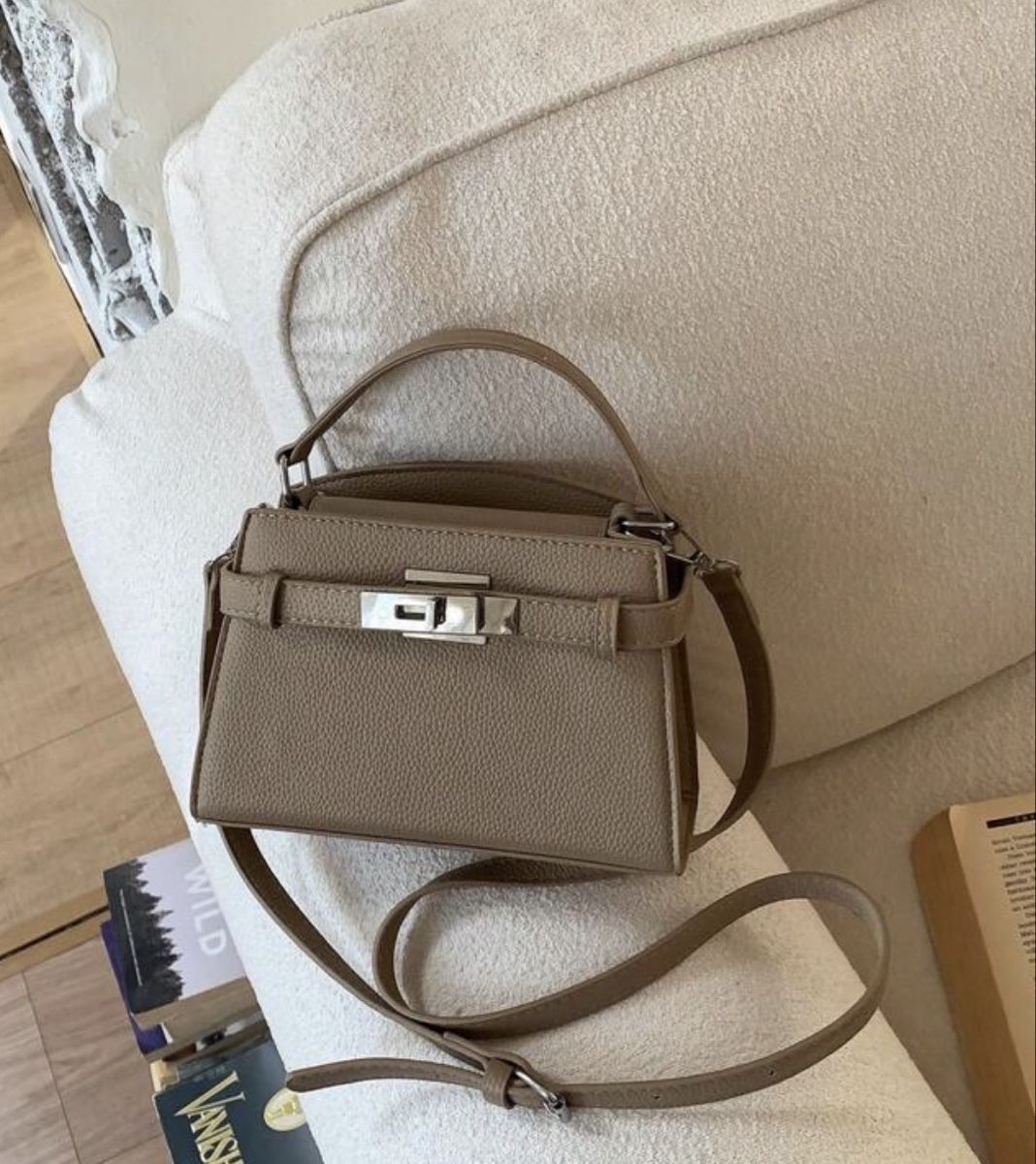 Borse da donna: Sac à bandoulière  – Nuovo (secondo la descrizione) da Châtel-St-Denis venduto da Montclair_Swiss 6