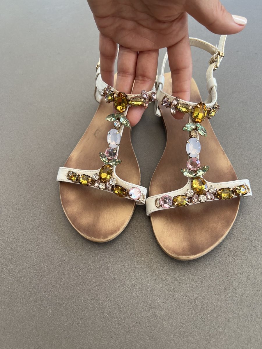 Scarpe per ragazze: Mädchen Sandalen mit Steinen Gr. 37 – Usato da HORGEN venduto da vladibarca10 2