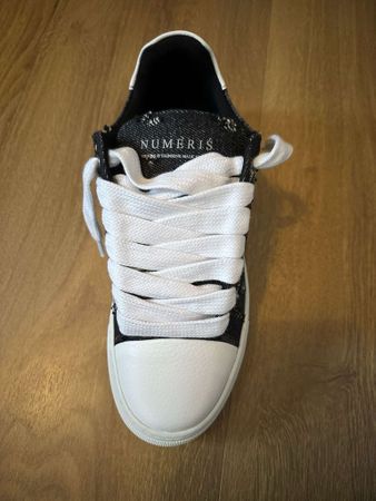Numeris Sneaker Gr. 42 Neu und ungetragen