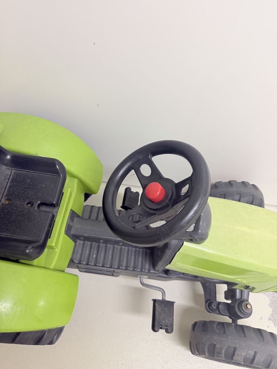 Veicoli per bambini: Tret Traktor Kinder grün mit Gebrauchsspuren – Usato da Goldau venduto da mira221 1