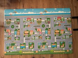 Grosse Spielmatte für Kinder, beidseitig bedruckt.