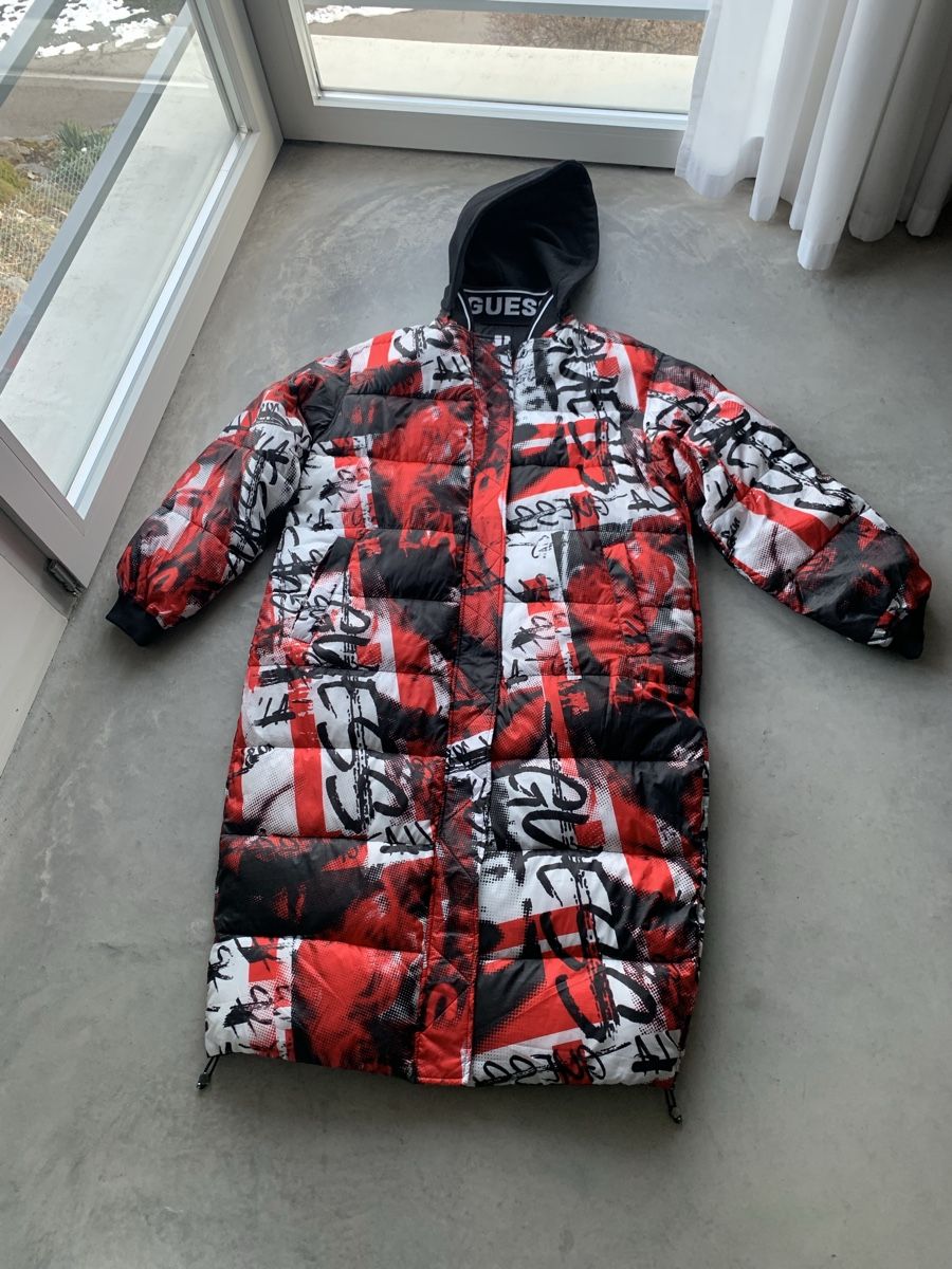Guess Cappotti: Guess Wendemantel - neuwertig - top - Gr. M – Nuovo (secondo la descrizione) da Sargans venduto da Rohan12 2