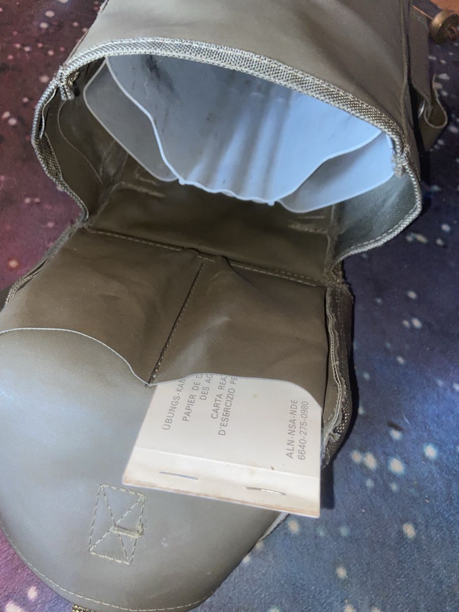Schweizer Armee Borse: Schweizer Armee ABC Abwehr Material Tasche, GT90 , 1989 – Usato da Ostermundigen venduto da bargirl 8