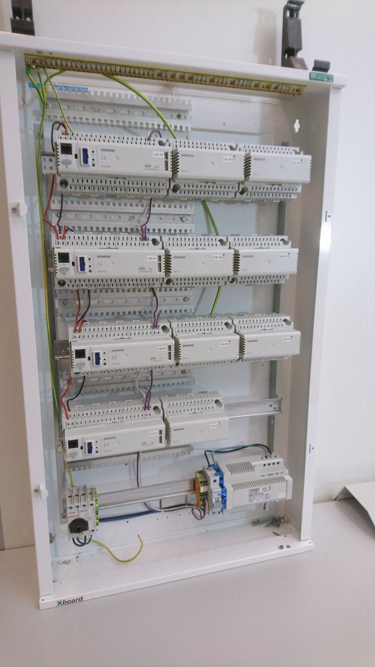 Siemens Componenti elettronici: Siemens Synco StörmeldeTableau – Usato da Steinhausen venduto da _Bergler_