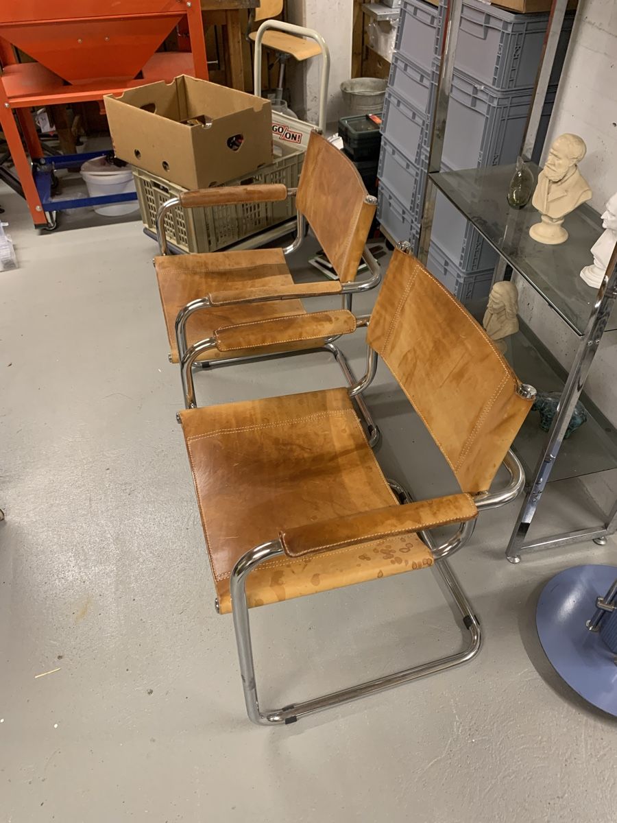 Chaises: Ledersessel Metallgestell 2er Set Gebraucht – D'occasion à Frenkendorf par Creator95