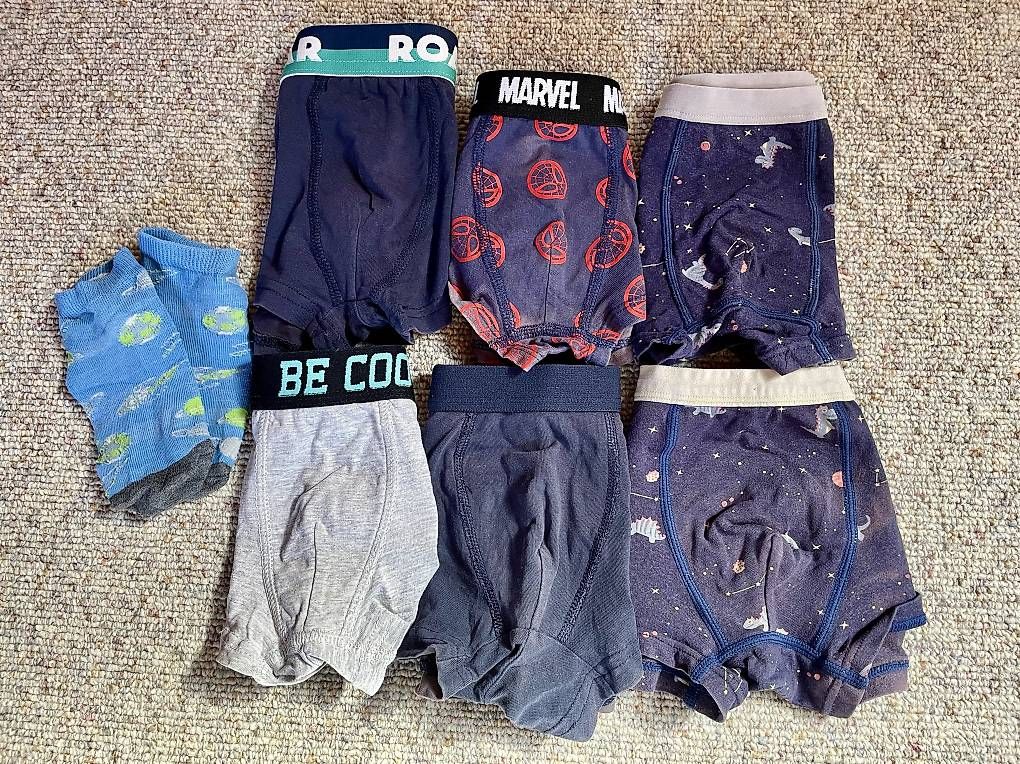 Sous-vêtements: Unterhosen set – D'occasion à Herisau par Ciaoschein