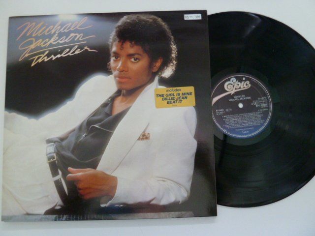 Dischi in vinile: Michael Jackson - Thriller  (VG++ / NM) – Usato da Au ZH venduto da sikoku