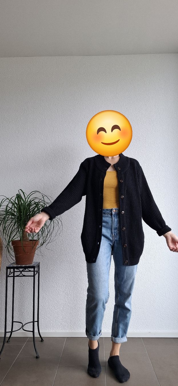 Vestes: Damen Strickjacke schwarz Grösse  – D'occasion à Mellingen par lathei 1