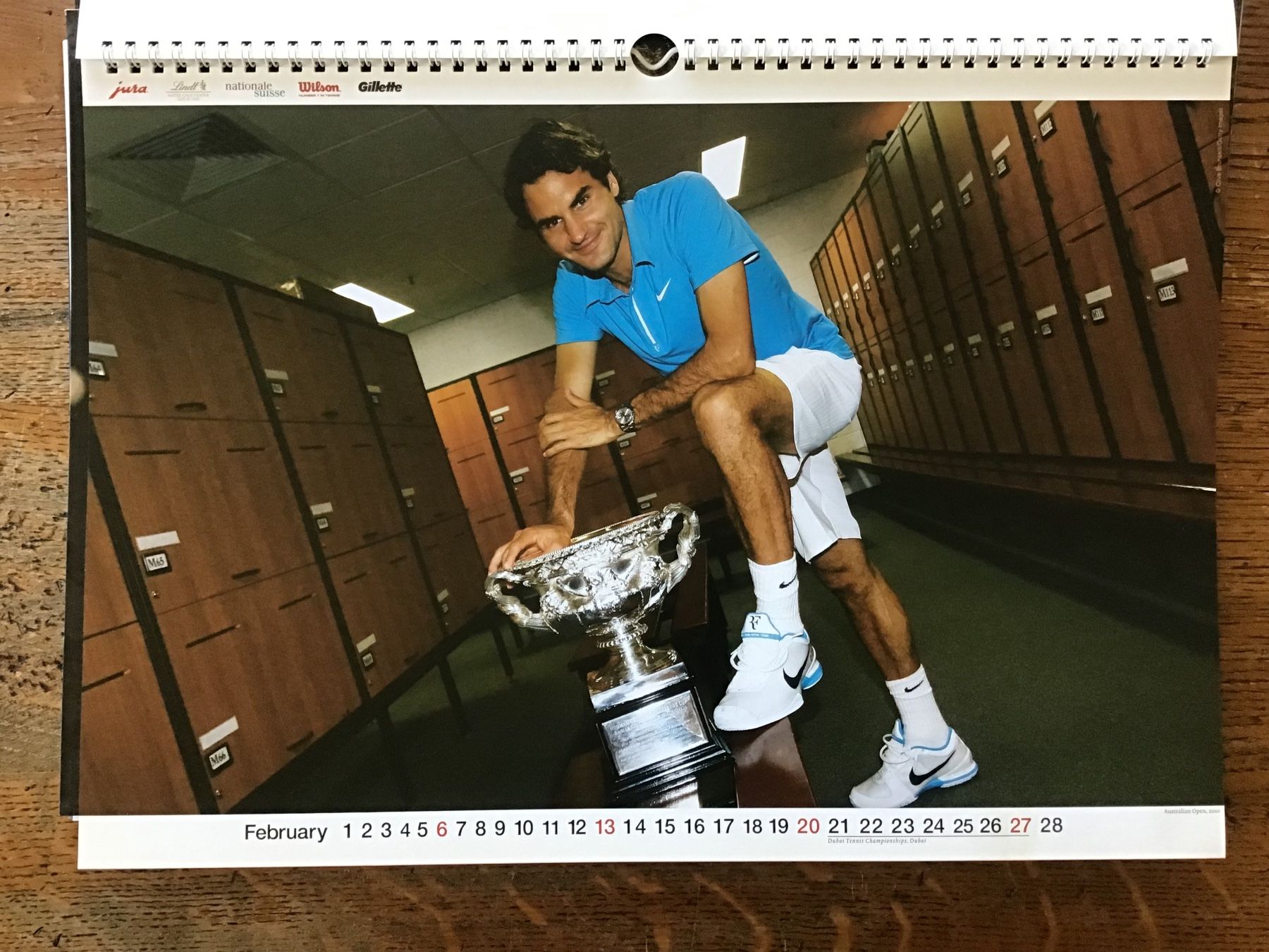Calendriers: Calendrier officiel Roger Federer 2011 – D'occasion à Fully par Ruby97 2