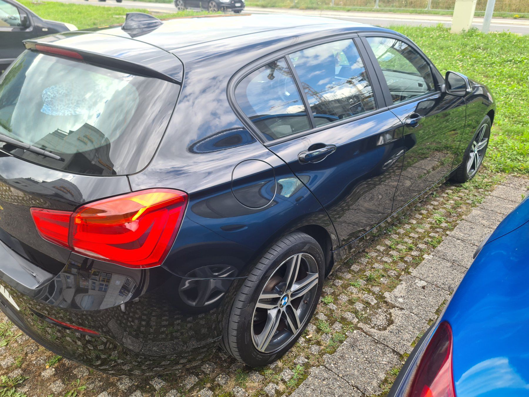 BMW Automobili: BMW 118I – Usato da Monthey venduto da 187-zeroo 8