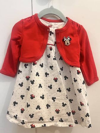 Minnie-Maus-Kleid mit passendem roten Bolero in Grösse 74.