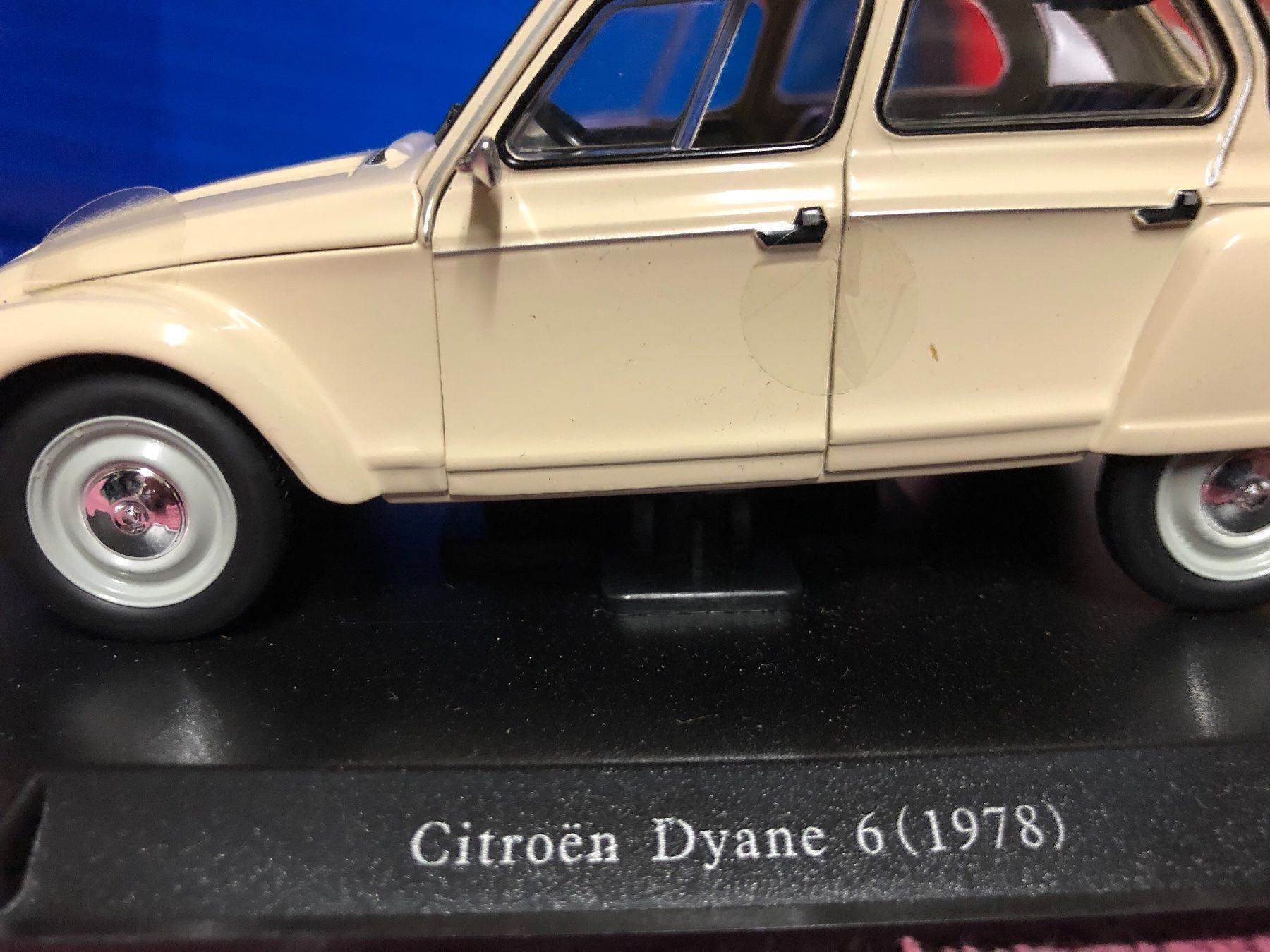 Modellautos: Citroen dyane 6 1978 döschwo Oldtimer – Neu (gemäss Beschreibung) aus Reinach AG von rares75 3