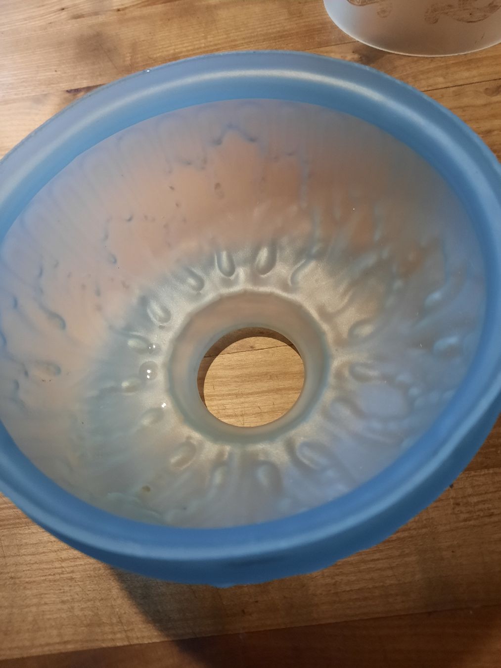 Lampenschirme: 3 Glas-Lampenschirme – Gebraucht aus Busswil BE von balu37 3