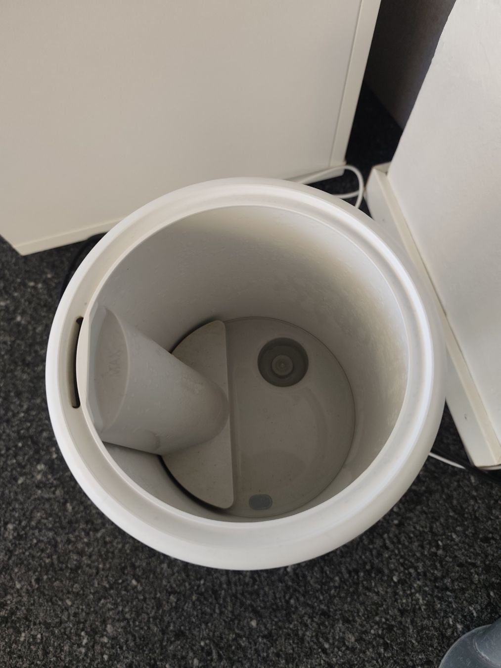 Xiaomi Luftbefeuchter: 2 Stk. Luftbefeuchter – Gebraucht aus Schlieren von Wizza 2