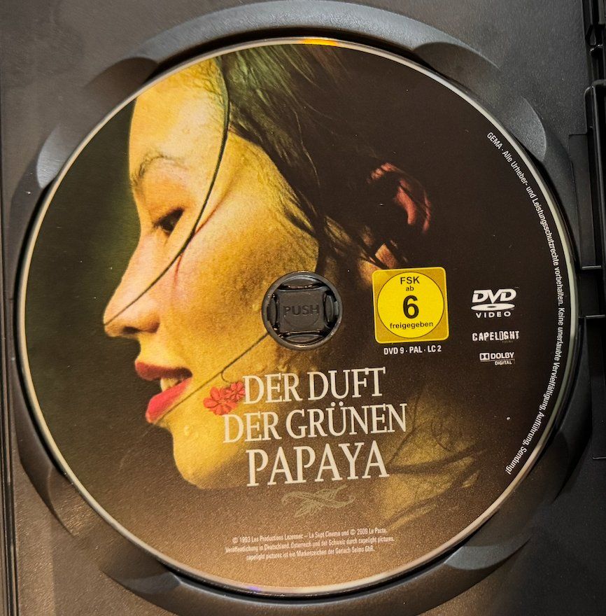 Tutti i DVDs: DVD  DER DUFT DER GRÜNEN PAPAYA – Usato da Wisen venduto da gigisna 1